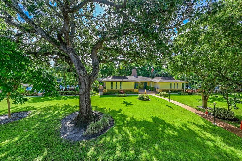 Image 14 of 15 For 5141 Oakland Park Blvd  211