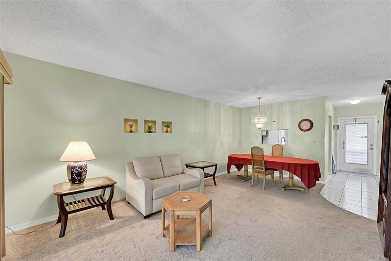 Image 5 of 15 For 5141 Oakland Park Blvd  211