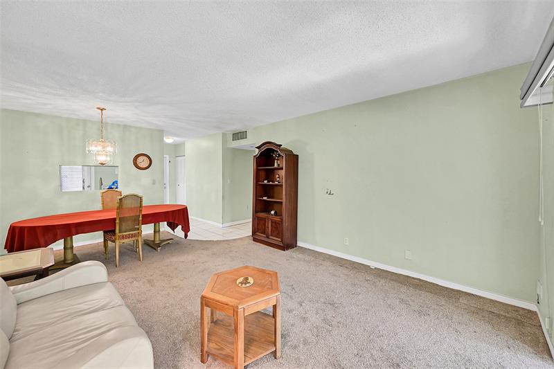 Image 7 of 15 For 5141 Oakland Park Blvd  211
