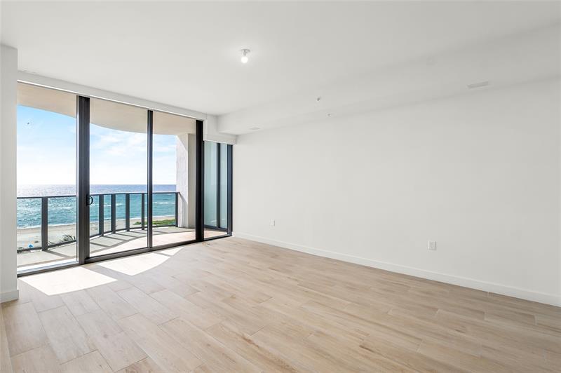 Image 15 of 77 For 900 Ocean Blvd.  505