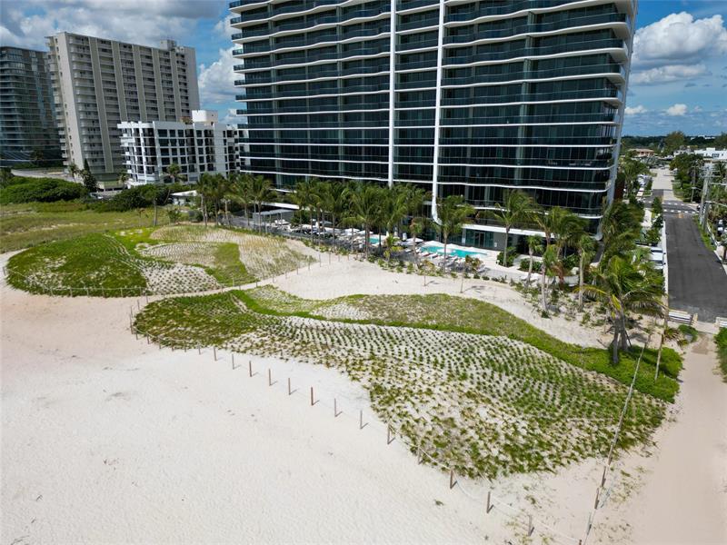 Image 76 of 77 For 900 Ocean Blvd.  505