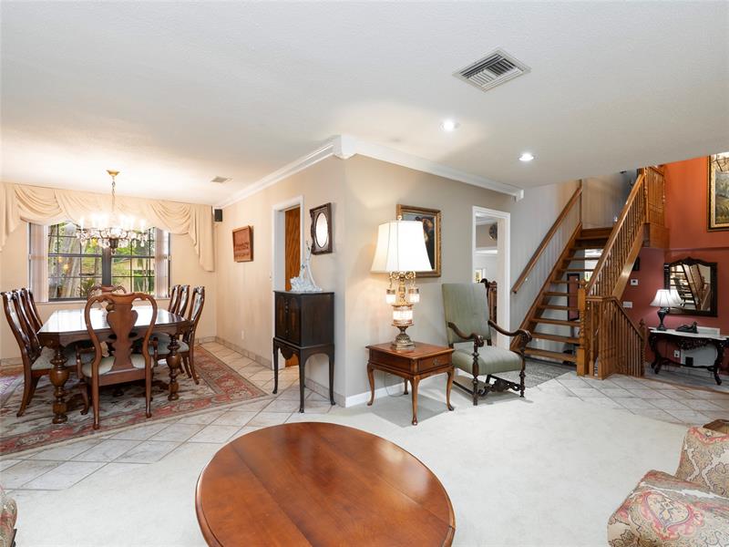 Image 16 of 39 For 6556 87th Ave