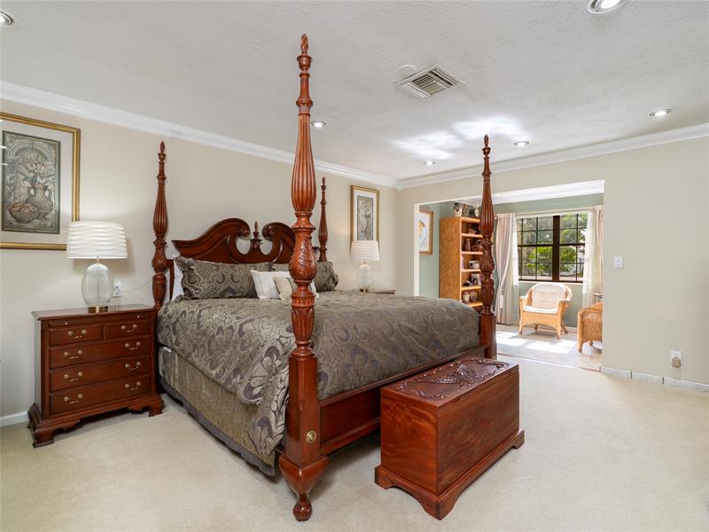 Image 23 of 39 For 6556 87th Ave