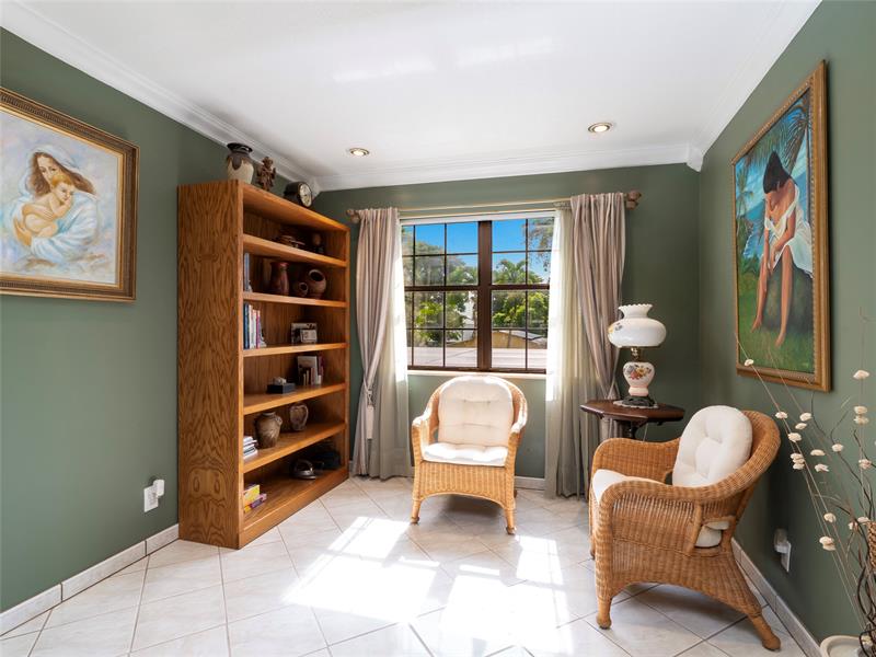 Image 24 of 39 For 6556 87th Ave