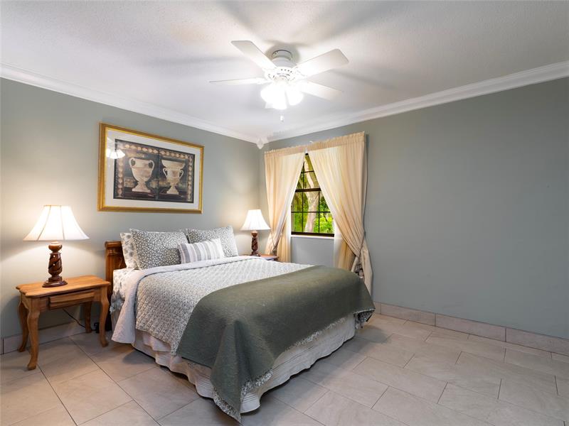 Image 27 of 39 For 6556 87th Ave