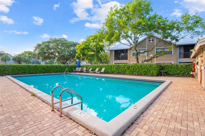 Details for 9625 Riverside Dr  4d, Coral Springs, FL 33071