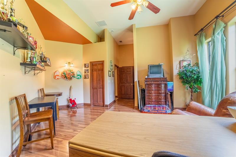Image 56 of 73 For 2085 4th St  