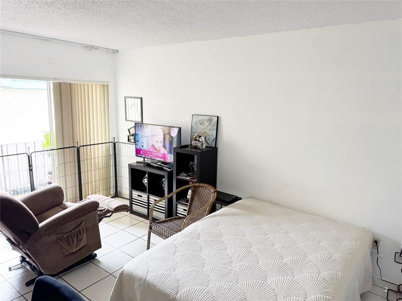 Image 13 of 28 For 6780 2nd Ct  313