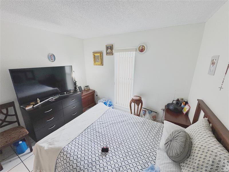 Image 18 of 28 For 6780 2nd Ct  313