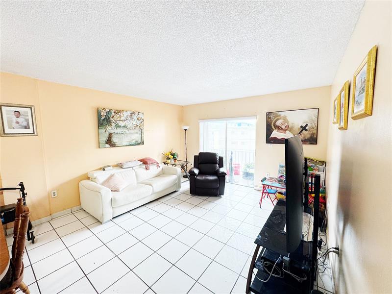 Image 7 of 28 For 6780 2nd Ct  313