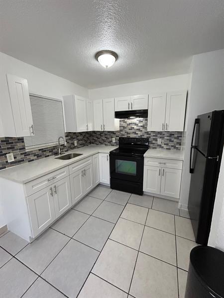 Image 2 of 7 For 1301 7th Ave  A