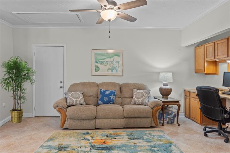 Image 18 of 52 For 3841 Jasmine Ln