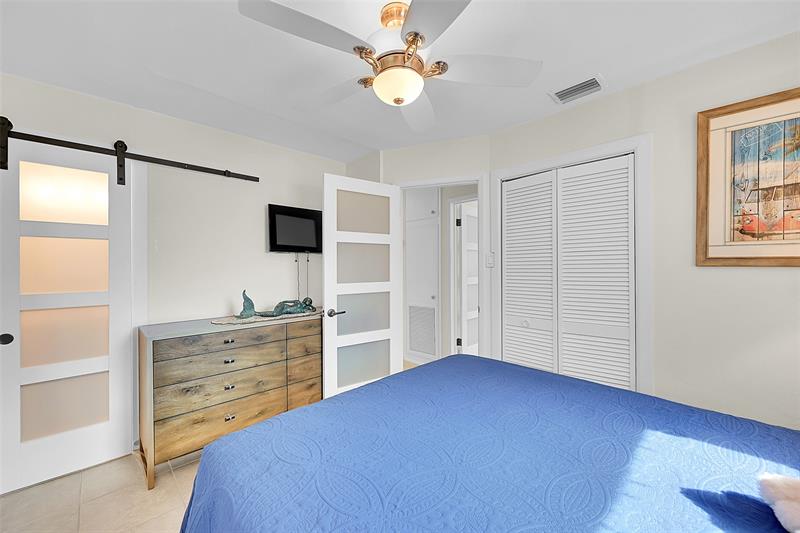 Image 18 of 53 For 232 13th St  