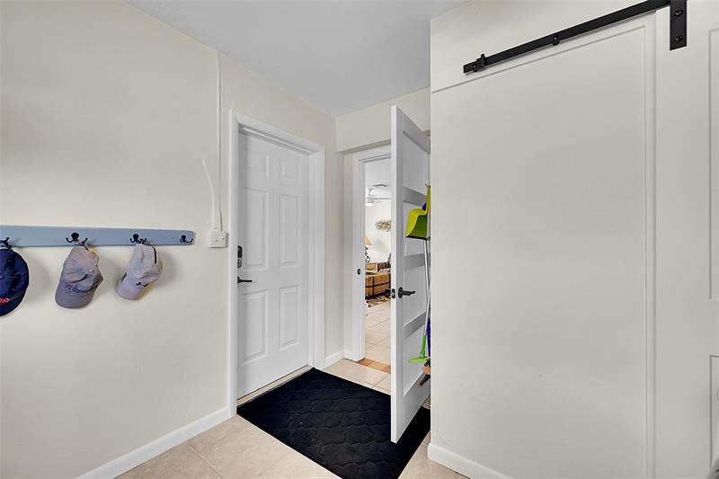Image 21 of 53 For 232 13th St  
