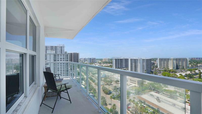 Image 41 of 58 For 3750 Galt Ocean Dr  1806