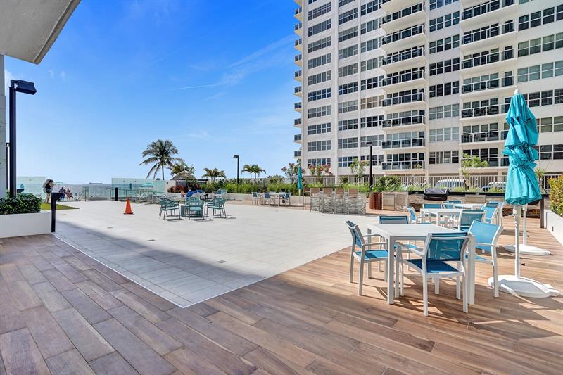Image 50 of 58 For 3750 Galt Ocean Dr  1806