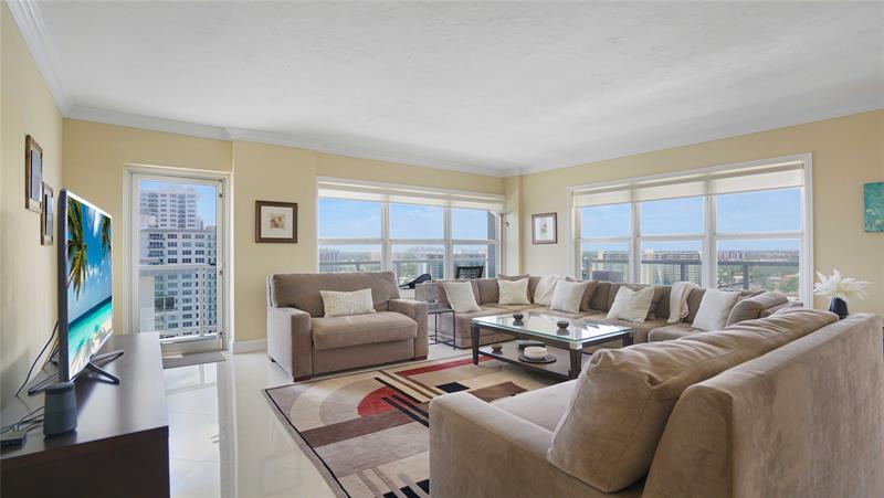 Image 7 of 58 For 3750 Galt Ocean Dr  1806