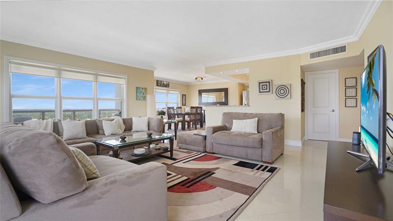 Image 8 of 58 For 3750 Galt Ocean Dr  1806