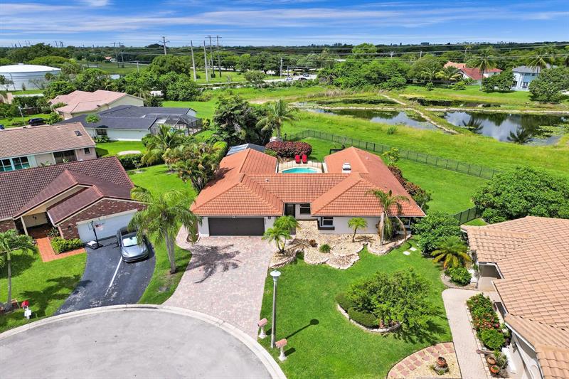 Details for 6650 47th St, Coral Springs, FL 33067