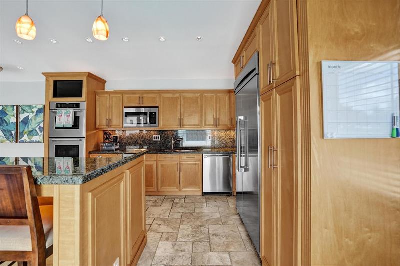 Image 17 of 91 For 6650 47th St