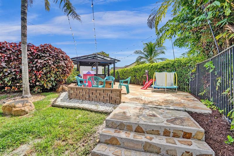 Image 66 of 91 For 6650 47th St