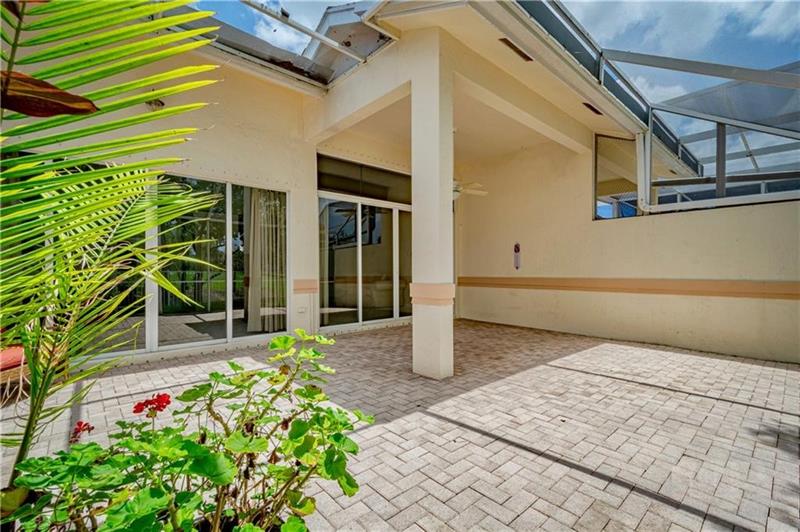Image 40 of 56 For 676 Palm Aire Dr
