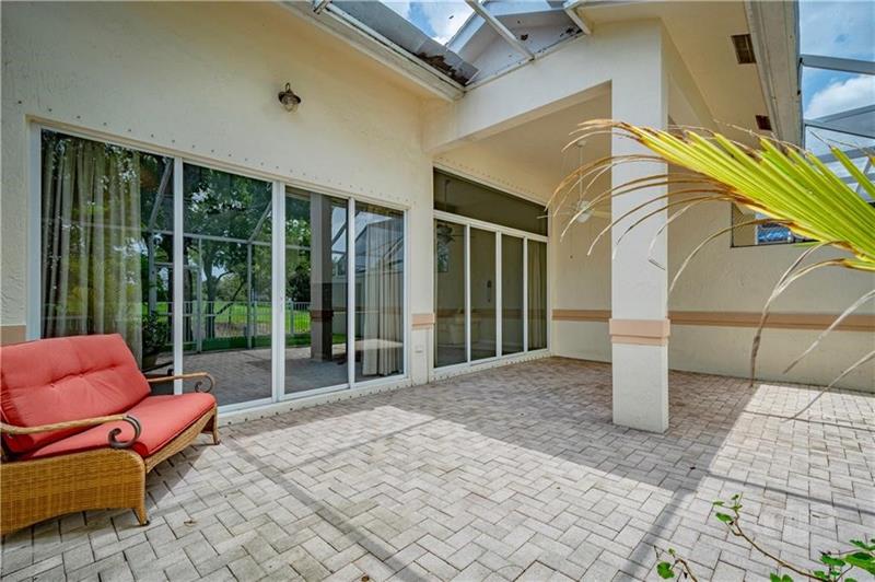 Image 41 of 56 For 676 Palm Aire Dr