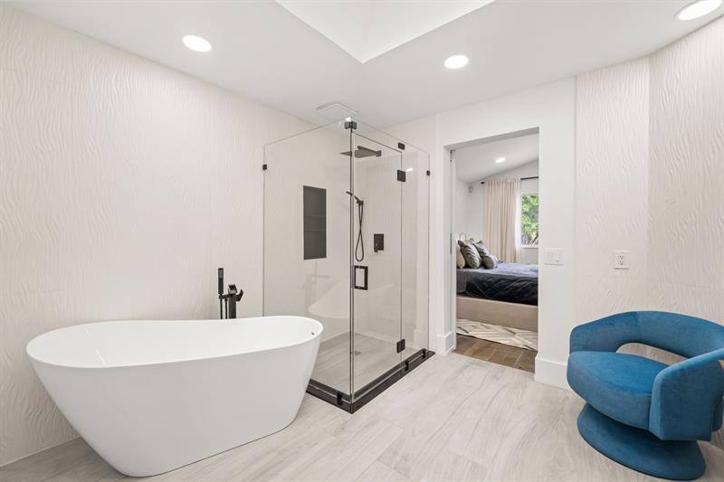 Image 12 of 31 For 2629 53rd Drive
