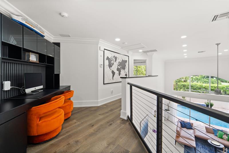 Image 17 of 31 For 2629 53rd Drive
