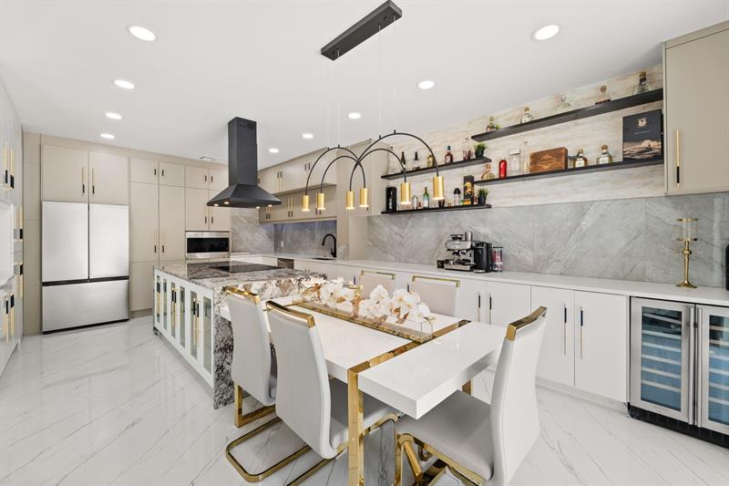 Image 6 of 31 For 2629 53rd Drive