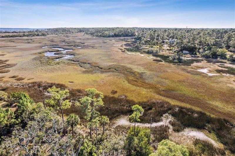 Image 14 of 18 For 96309 Piney Island Dr.