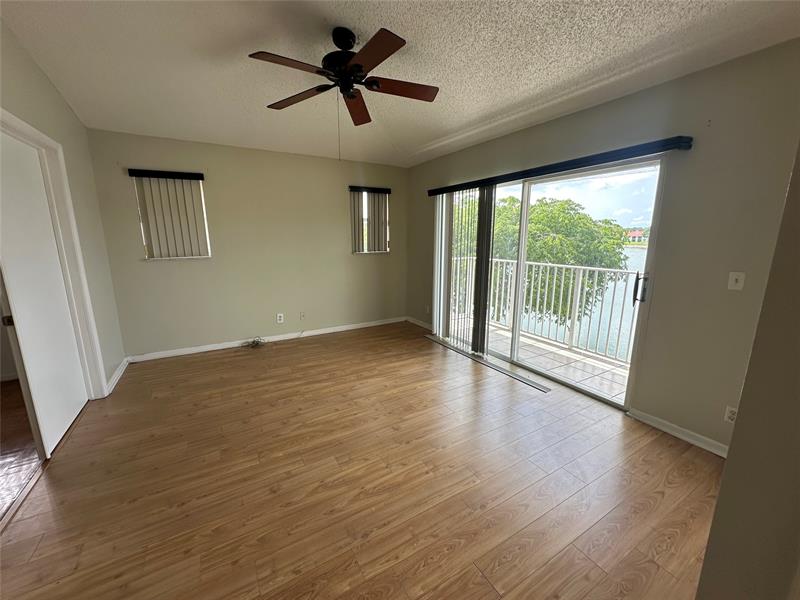 Image 19 of 35 For 3243 44th St  2