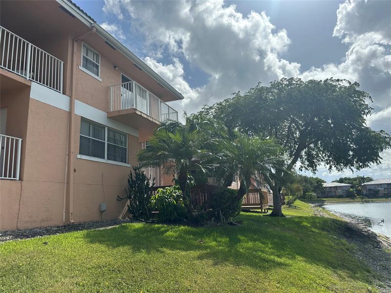 Image 4 of 35 For 3243 44th St  2