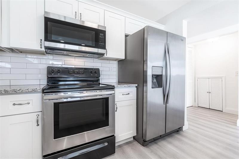 Image 15 of 20 For 7500 75th St  7500