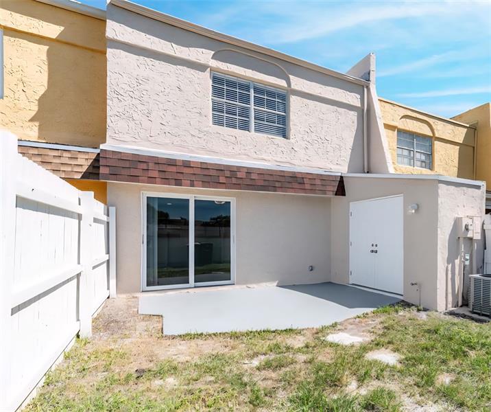 Image 4 of 20 For 7500 75th St  7500