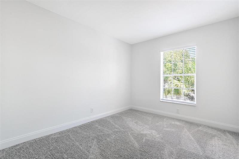 Image 6 of 20 For 7500 75th St  7500