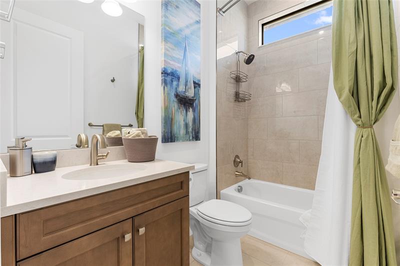 Image 21 of 34 For 2793 Ashfield Dr