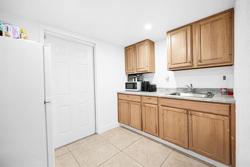 Image 40 of 61 For 2171 36th Ter