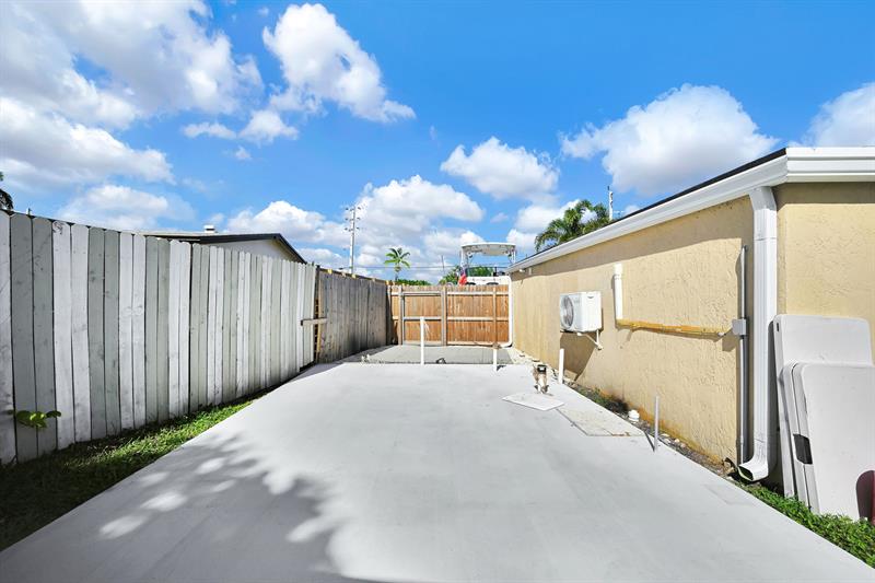 Image 7 of 61 For 2171 36th Ter