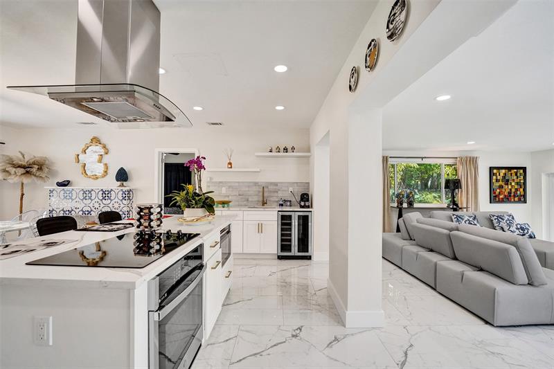 Image 22 of 85 For 539 25th St  