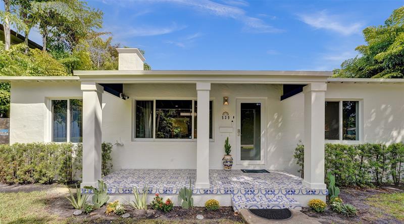 Image 3 of 85 For 539 25th St  