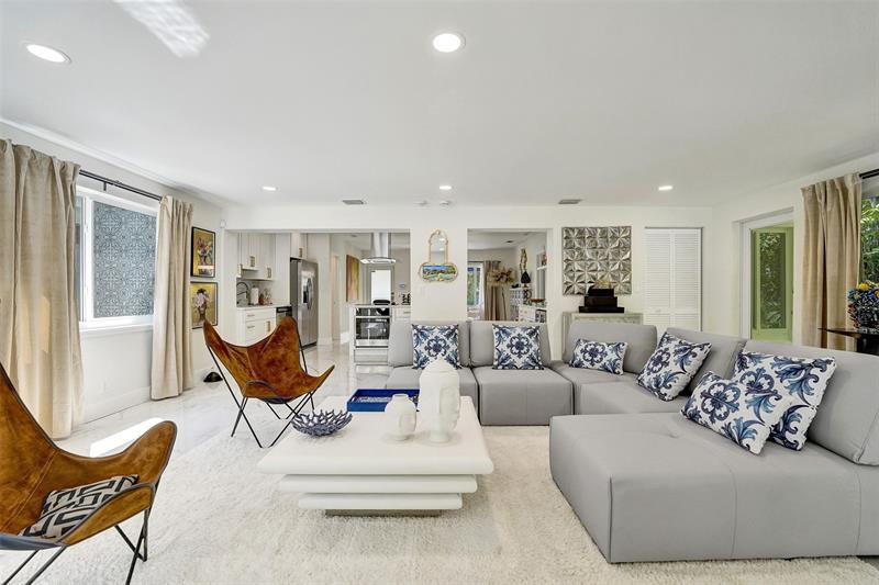 Image 30 of 85 For 539 25th St  