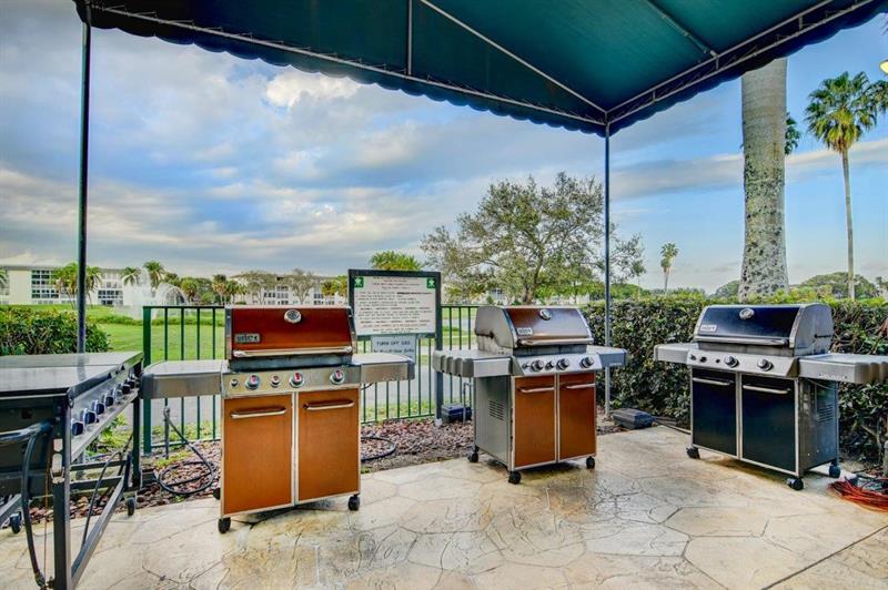 Image 29 of 33 For 1601 Abaco Dr  C3