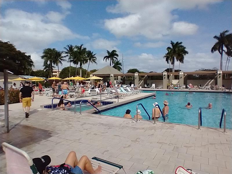 Image 30 of 33 For 1601 Abaco Dr  C3