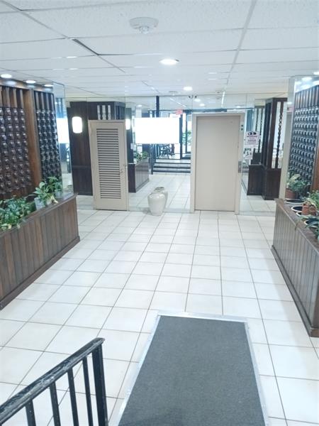 Image 15 of 15 For 4170 Inverrary Dr  412