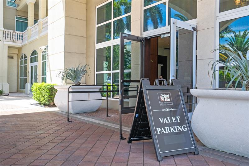 Image 40 of 47 For 610 Las Olas Blvd  1620n