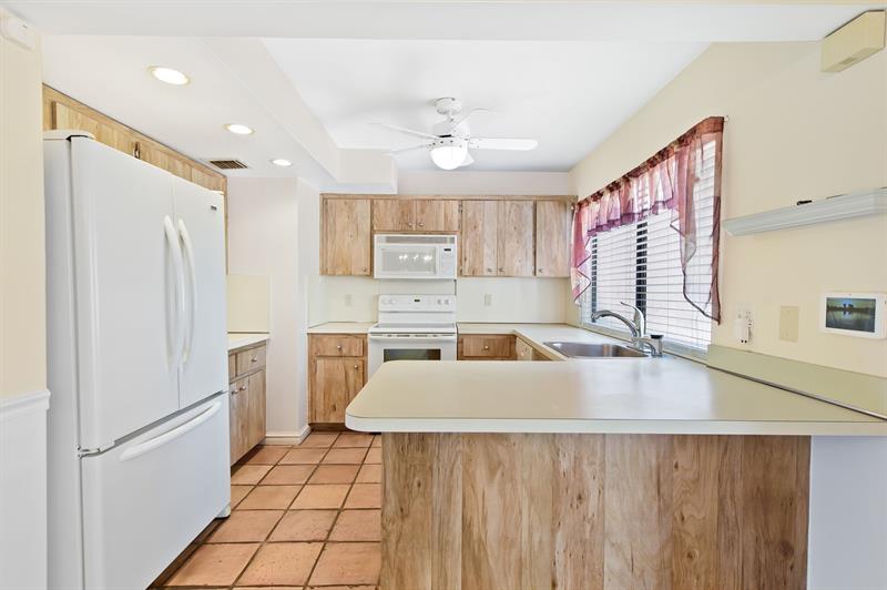 Image 9 of 25 For 3012 Willow Ln  263