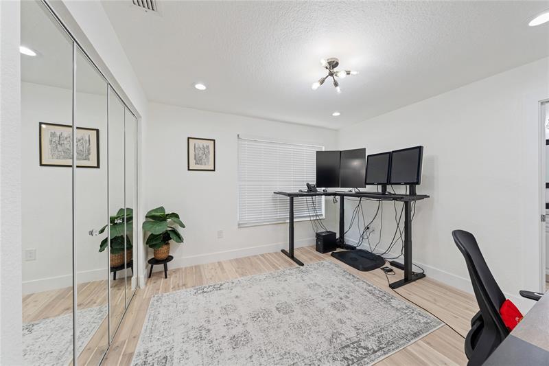 Image 22 of 30 For 15799 Menton Bay Ct