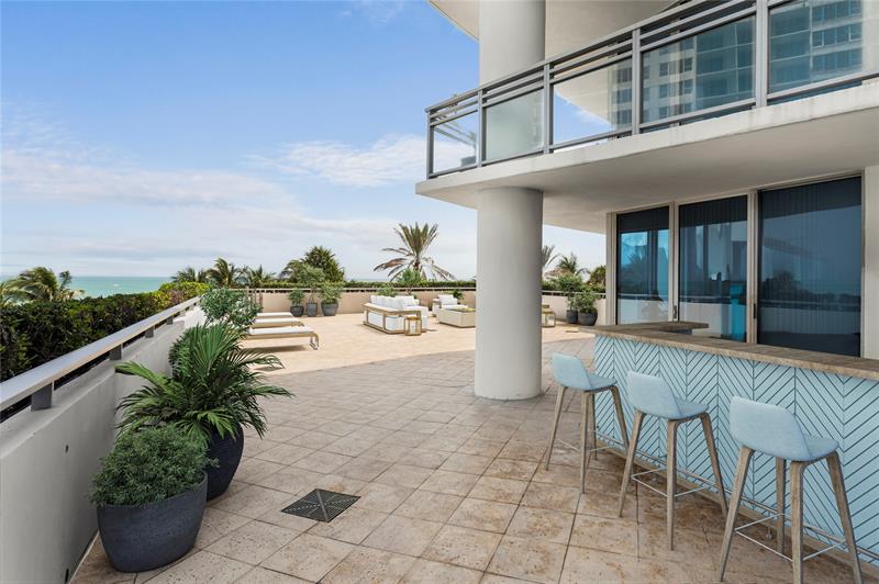 Image 3 of 28 For 3535 Ocean Dr  402