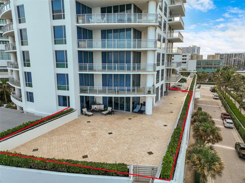 Image 4 of 28 For 3535 Ocean Dr  402